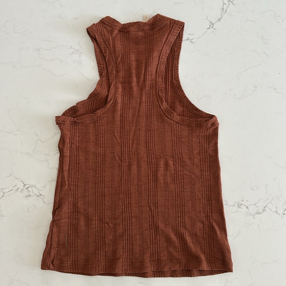 Pilcro Ribbed Tank - Picture 4 of 7